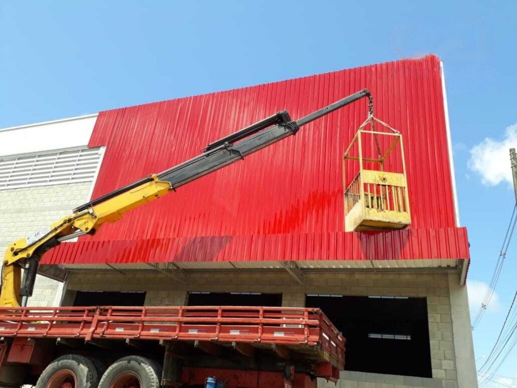 Execução de Fechamento Lateral com Telhas Metálicas - Litoral - SP